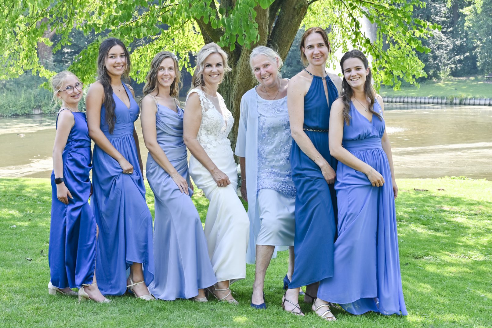 Moment uit het huwelijk van Wim en Mieke bij Hof ter Saksen, gefotografeerd door Fotografie Magnus.