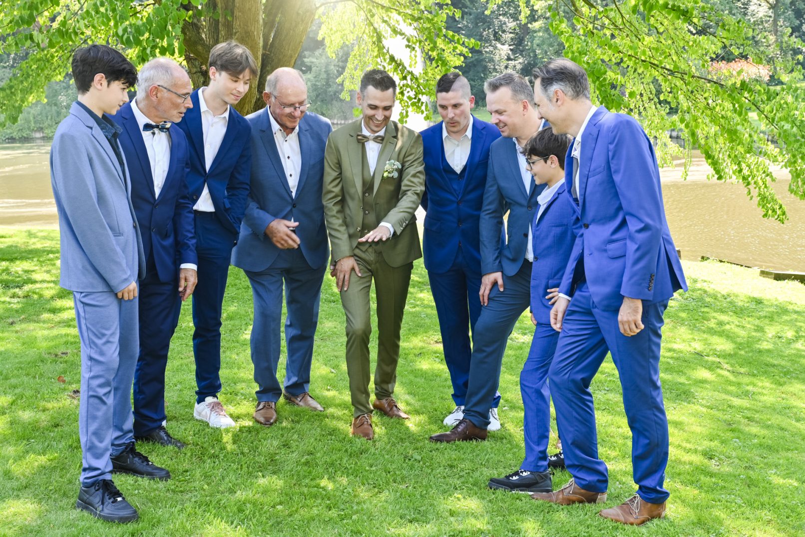 Bruidspaar Wim en Mieke tijdens hun huwelijk in Vlaanderen.